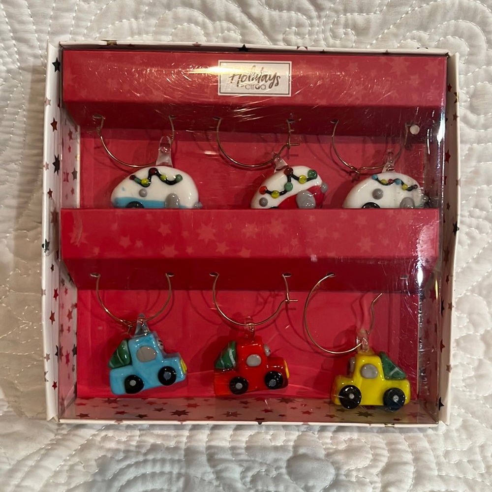 Holidays by Ciroa set‎ of 6 wine charms, new